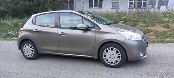 Peugeot 208 1.4i vti 70kw - 4
