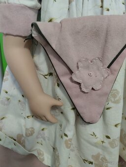 Porcelánová značená panenka - 4