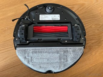 Roborock S8 Pro Ultra černý – top stav, nová baterie - 4