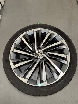 Prodám kompletní sadu letních kol pro Škoda superb - 4