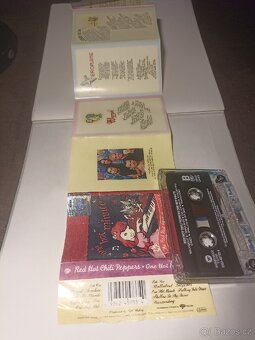 Red Hot Chili Peppers - One Hot Minute - 4