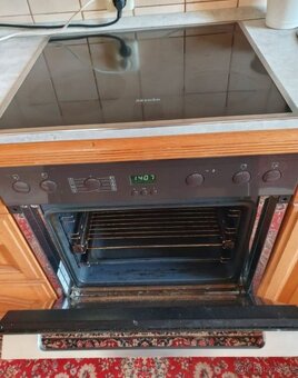 Venkovská dubová kuchyně se spotřebiči,5639 - 4