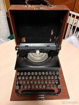 Psací stroj Urania - 4