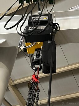 Prodám otočný sloupový jeřáb 1t - 4