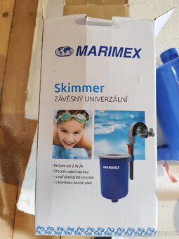 Schůdky k bazénu a skimmer - 4