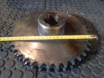 SEW elektromotor s prevodovkou do pomala - 4