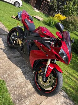 Yamaha R1 2004 - 4