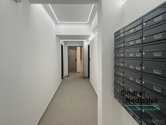 nabízí, prodej, byty 1+kk, ev.č. 22475-1 - 4