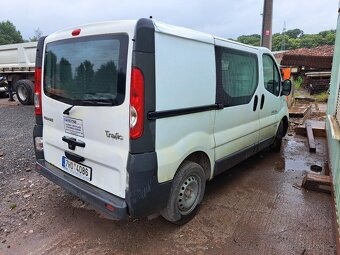 Renault Trafic 2,0 Tdi - na opravu nebo na díly - 4