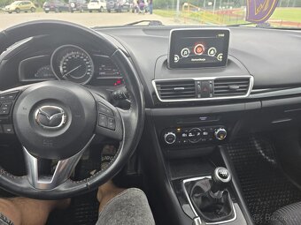 Mazda 3 - 4