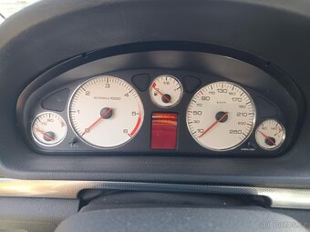 Peugeot 407 SW 2.0.HDI - 4