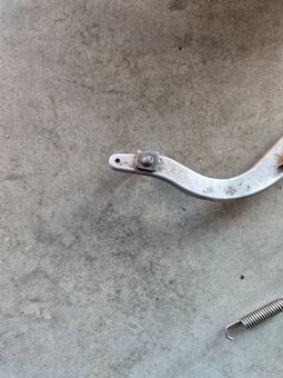 Paka zadní brzdy Husqvarna 125 - 4