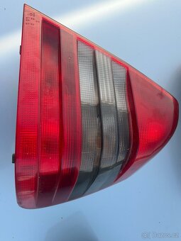 Zadní světla Mercedes C Class W202 - 4