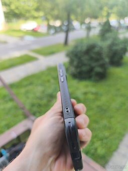 Kryt Spigen Rugged Armor Matte Black, Xiaomi 14T - 4