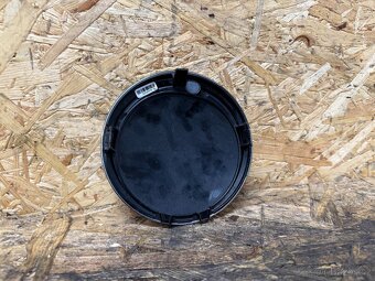 PŘEDNÍ ZNAK MASKY CHLADIČE VW 3D0853601F - 4