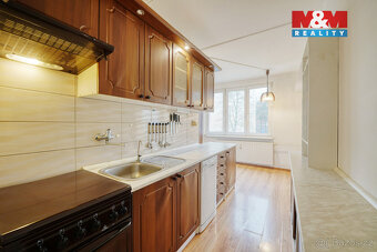 Prodej bytu 3+1, 84 m², Karlovy Vary, ul. Sibiřská - 4