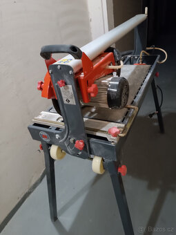 Stolová vodní řezačka - 4