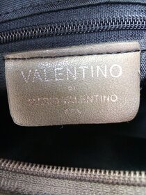 Hobo kabelka Valentino na rameno i na předloktí - 4