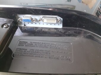 Monitor LG Flatron W2252TQ-PF - 4