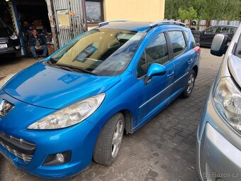 Peugeot 207 sw 1.4i 8v RV:2008 - 4