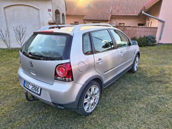 VW Polo cross 1.4 TDI Black edition - 4