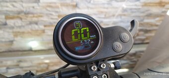 Elektrokoloběžka Janobike T10 - 4