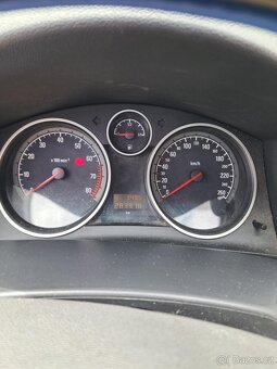 Opel Astra H combi - 4