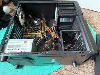 Prodám desktop ZALMAN - 4