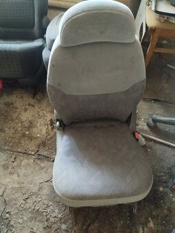 Prodám sedačky do Volkswagen Sharan - 4