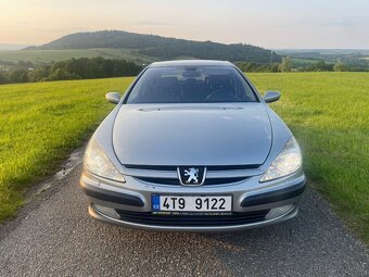 Peugeot 607 - 4