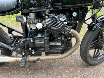 Honda CX500 - 4