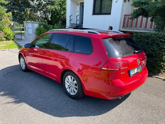 VW Golf 7 combi 3/2017 cr 1 majitel top stav - 4