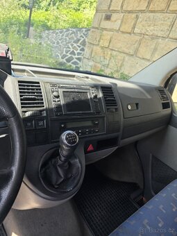 VW Caravelle T5 2.5 Tdi 96kW - 4