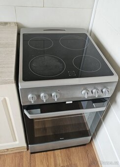 LEVNĚ Sklokeramický sporák Amica - 4