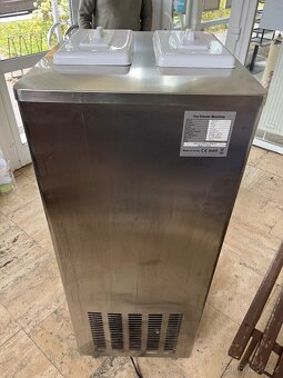 Zmrzlinový stroj BQ332 - 4