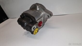 Nálezové Zubové hydraulické čerpadlo AS7G06Y33 (Mobilní) - 4