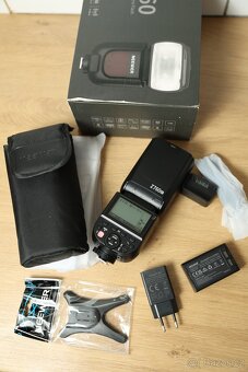 speedlite blesk NEEWER Z760 pro Canon s 2 Li-baterií, TTL - 4