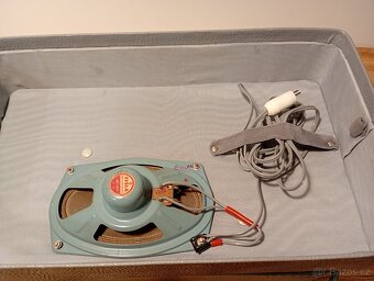 Kufříkový gramofon Tesla Supraphon GE 071 - 4