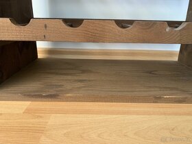 Dřevěná vinotéka - 4