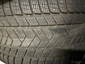 PIRELLI zimní pneu 305/35 R21 (zadní kola) a 275/40 R21 (pře - 4