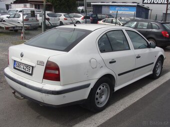 Škoda Octavia, 1.6i, 74 kW, tažné zařízení - 4