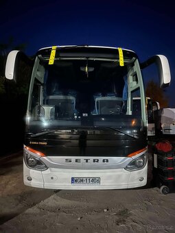 Čelní sklo pro autobus Mercedes Tourismo R2 - 4