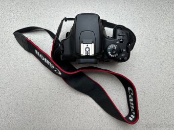 CANON EOS 1000D + 18-55mm + 75-300mm - 4