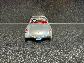Chevrolet Corvette C1 1957 1:18 - 4