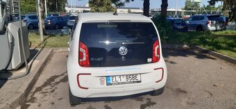 VW E-UP, elektromobil - 4