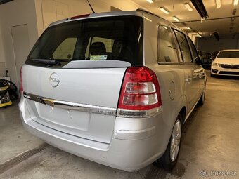 OPEL ZAFIRA 7MÍST 2009 1.9 CDTI BEZ KOROZE - 4