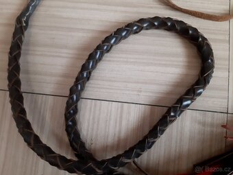 Ručně pletený kožený bič - 4