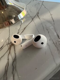Apple AirPods 4 - 4