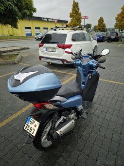 Honda sh 300i - 4