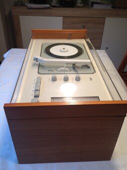 Braun SK 61 – gramofon s rádiem - 4